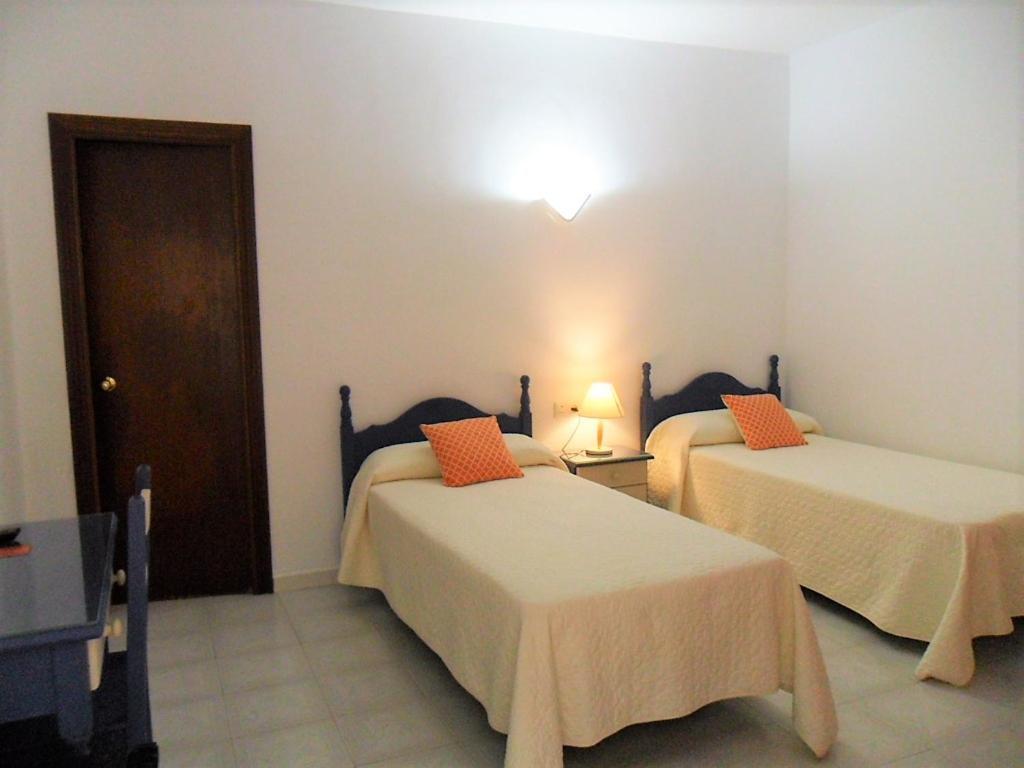 Hostal El Capi Zahora Bilik gambar